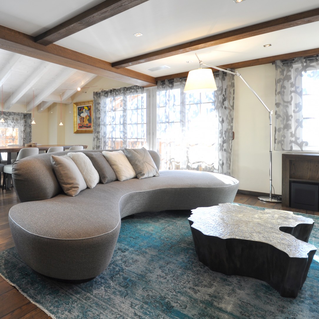A Luxury Alpine Chalet in Alpes by Plusdesign And Architecture By Claudia Sigismondi And Andrea Proto